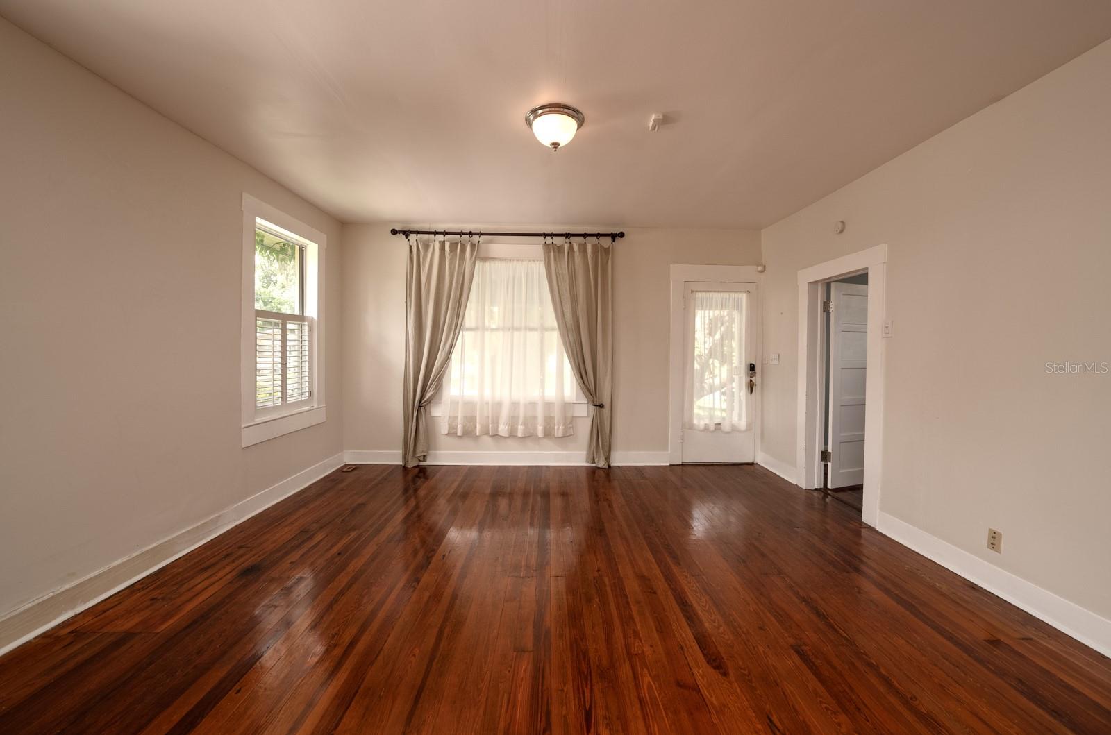5915 N DEXTER AVE, TAMPA, FL, 33604