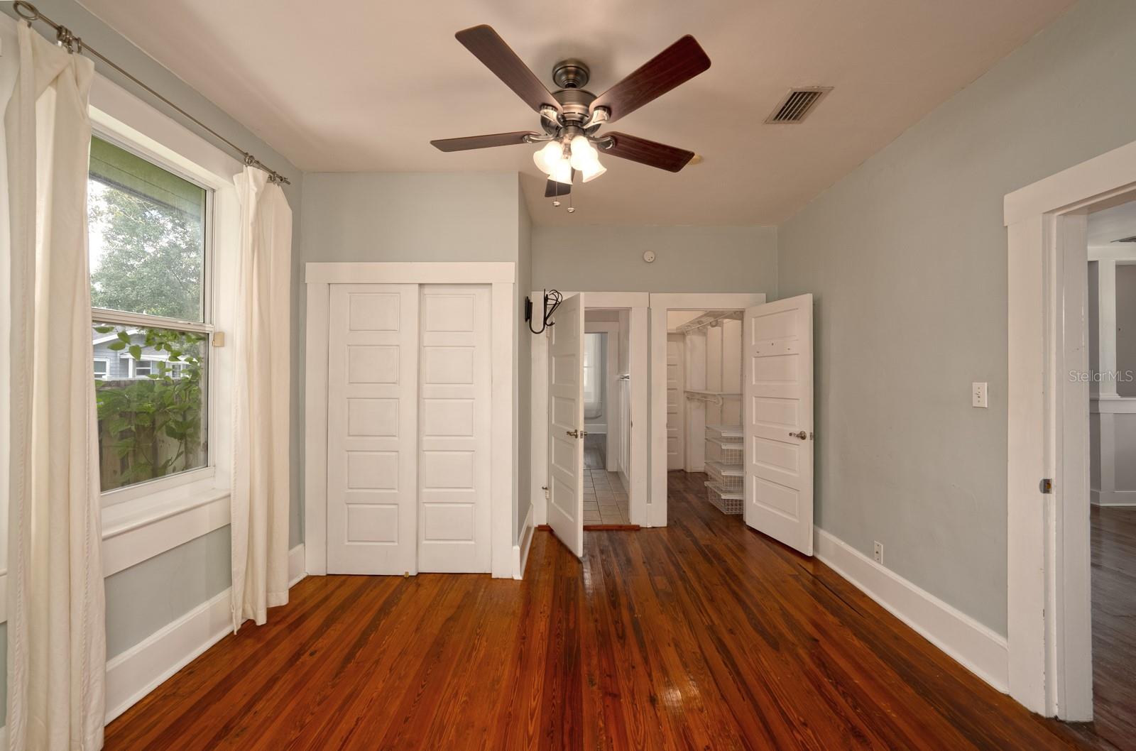 5915 N DEXTER AVE, TAMPA, FL, 33604
