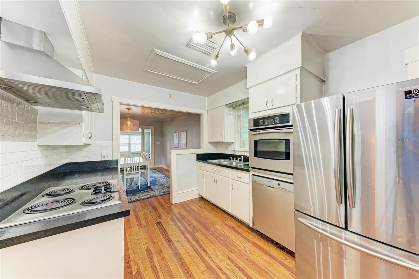 1533 1ST AVE DR W, BRADENTON, FL, 34205