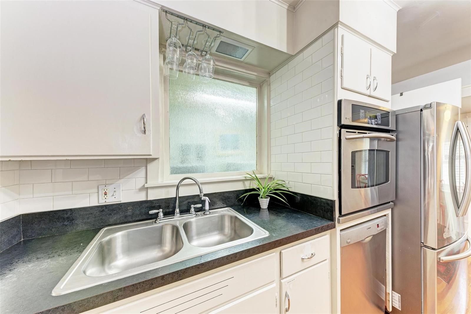 1533 1ST AVE DR W, BRADENTON, FL, 34205