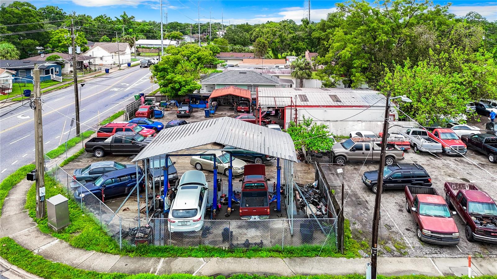 1412 E LAKE AVE, TAMPA, FL, 33605
