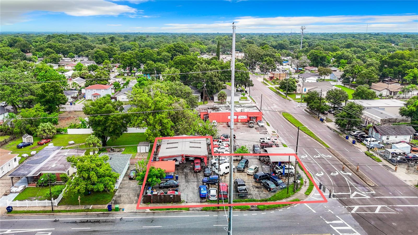 1412 E LAKE AVE, TAMPA, FL, 33605