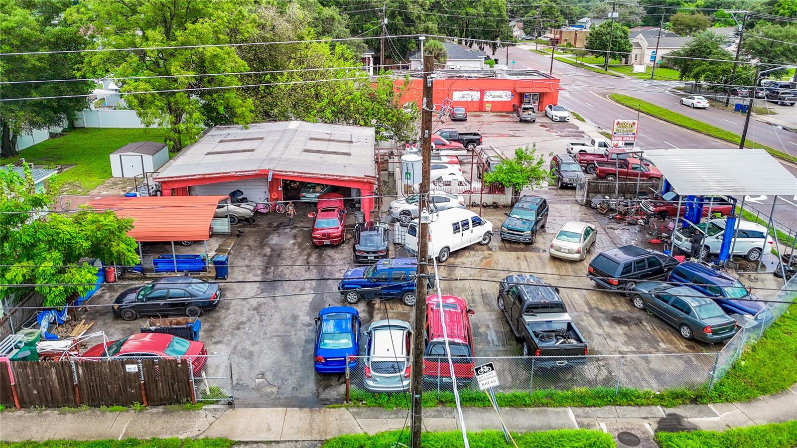 1412 E LAKE AVE, TAMPA, FL, 33605