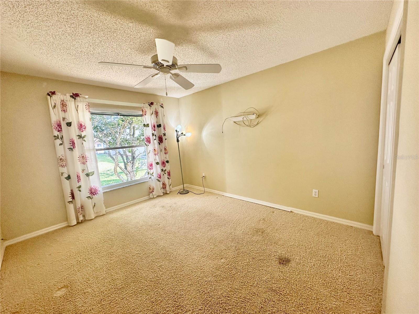 1213 EL ESPARZA LN, THE VILLAGES, FL, 32159