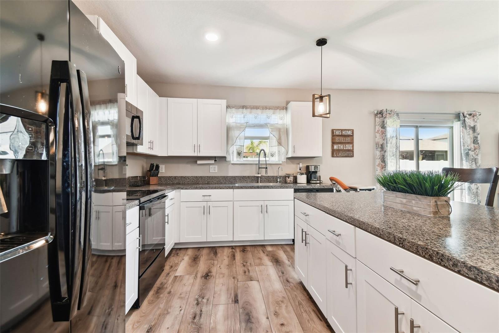3172 LYTTON HALL DR, ZEPHYRHILLS, FL, 33540