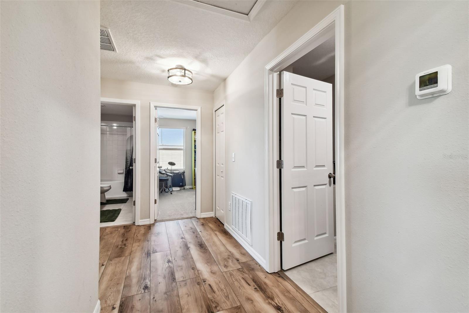 3172 LYTTON HALL DR, ZEPHYRHILLS, FL, 33540