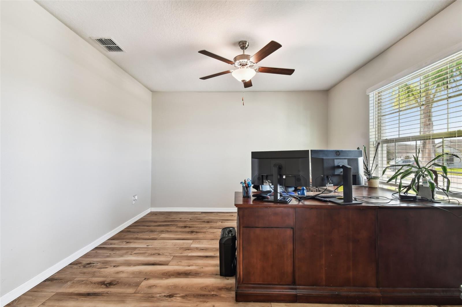 3172 LYTTON HALL DR, ZEPHYRHILLS, FL, 33540
