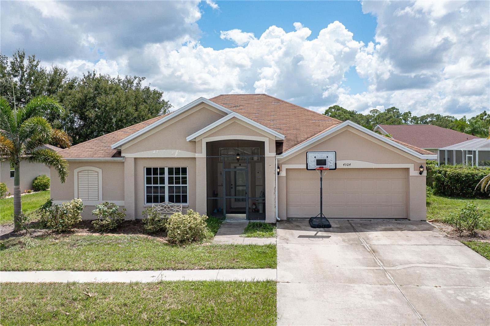4504 VARSITY CIR, LEHIGH ACRES, FL, 33971