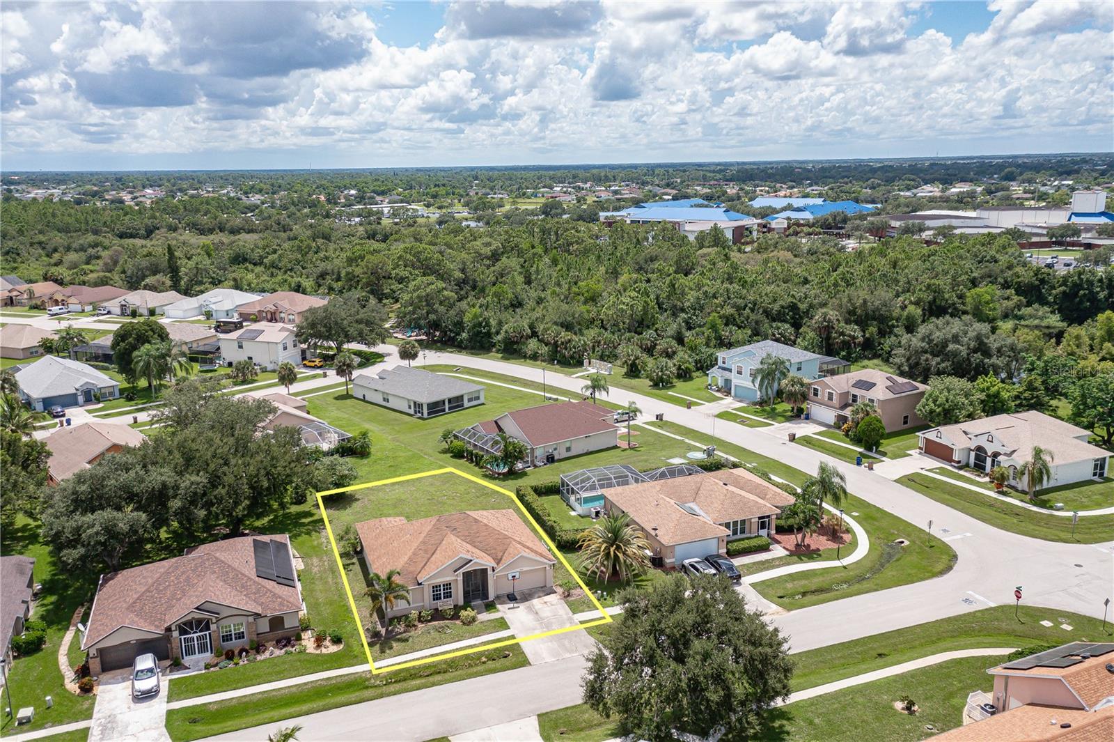 4504 VARSITY CIR, LEHIGH ACRES, FL, 33971