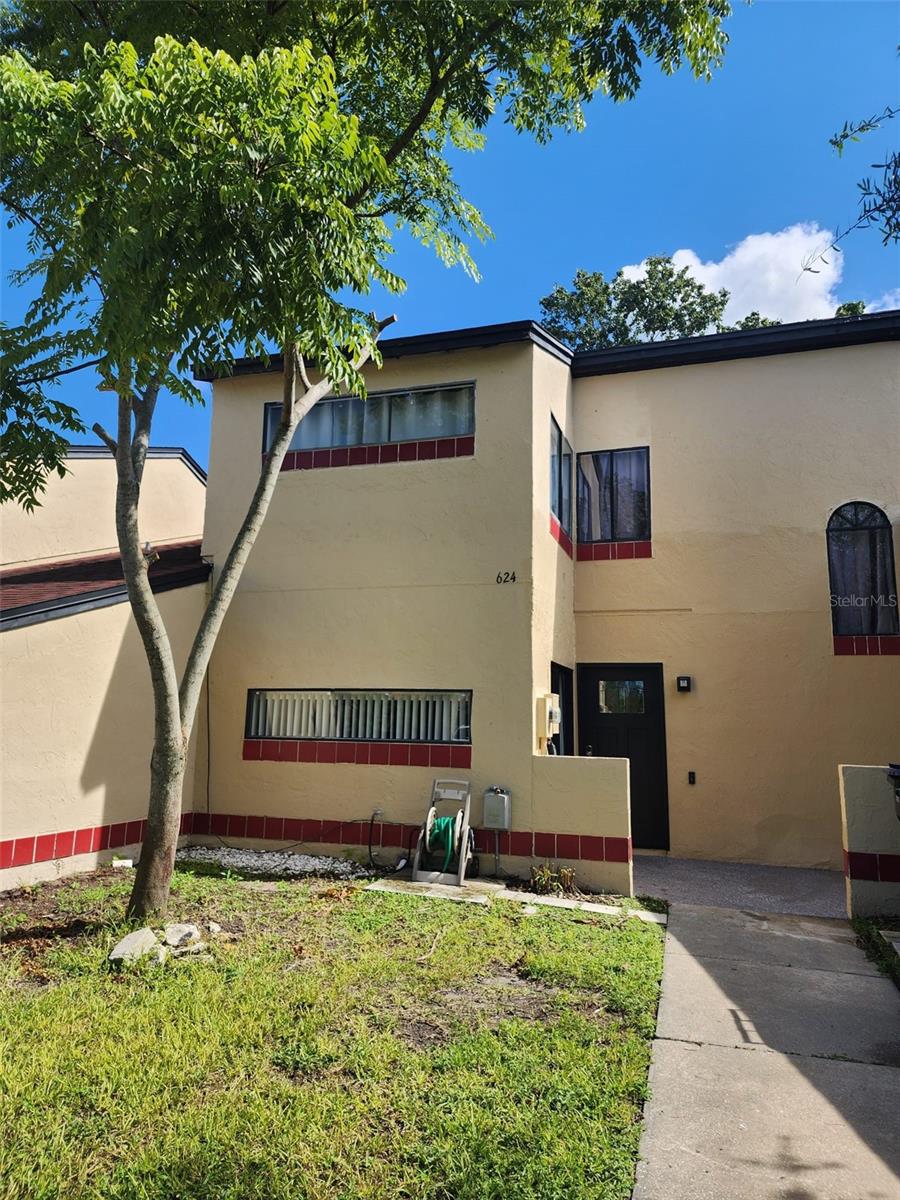 624 GOLDEN SUNSHINE CIR, ORLANDO, FL, 32807