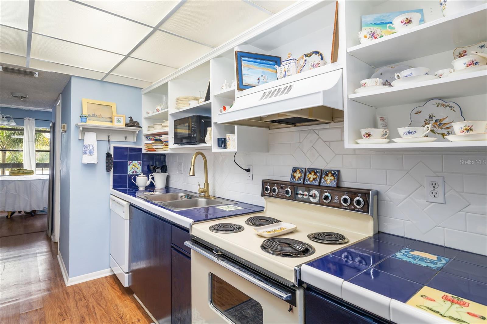 305 30TH AVE W #A209, BRADENTON, FL, 34205