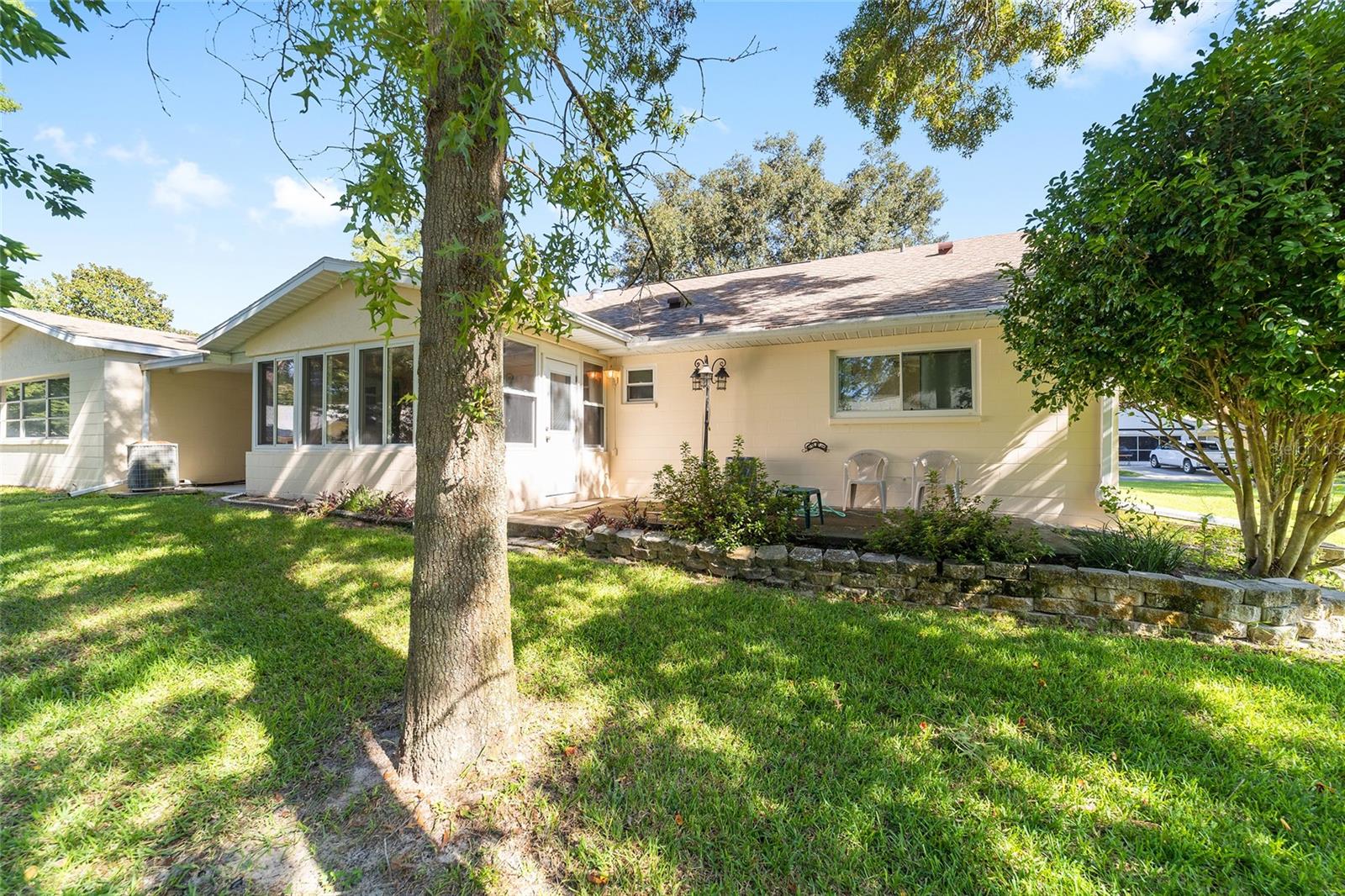 8666 SW 92ND LN #E, OCALA, FL, 34481