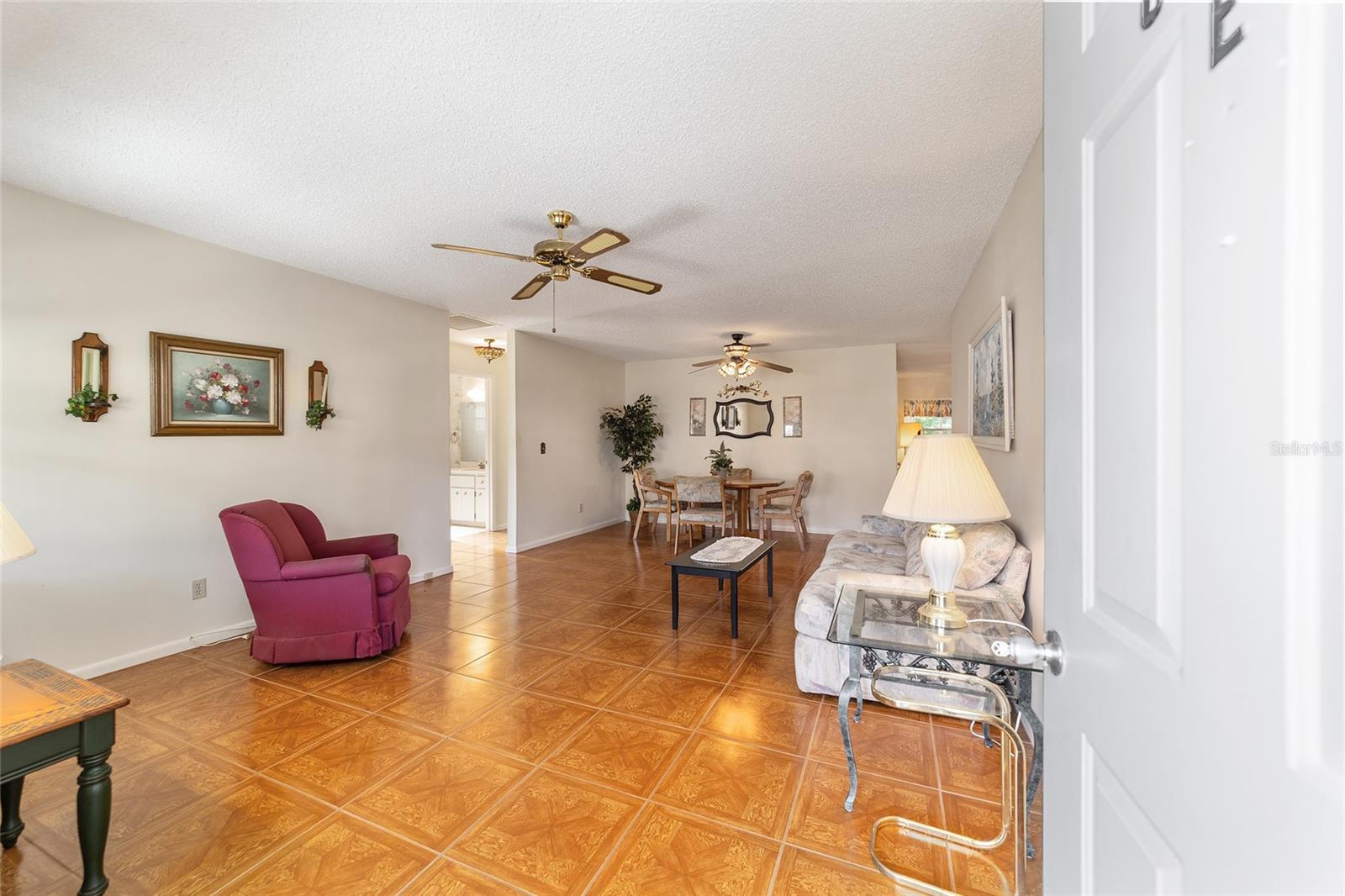 8666 SW 92ND LN #E, OCALA, FL, 34481