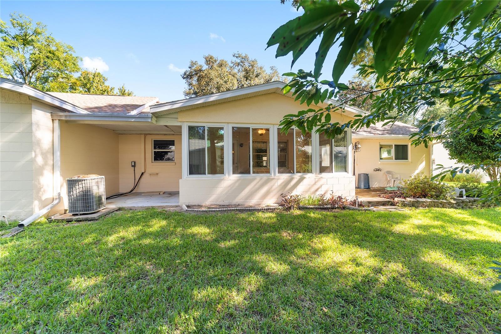 8666 SW 92ND LN #E, OCALA, FL, 34481