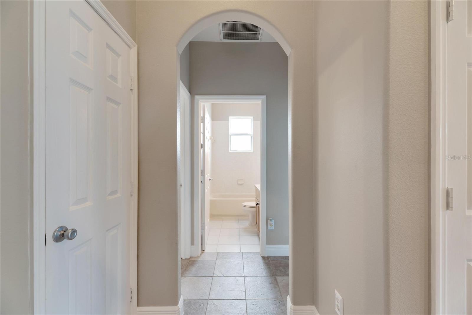 16149 BRIDGEPARK DR, LITHIA, FL, 33547