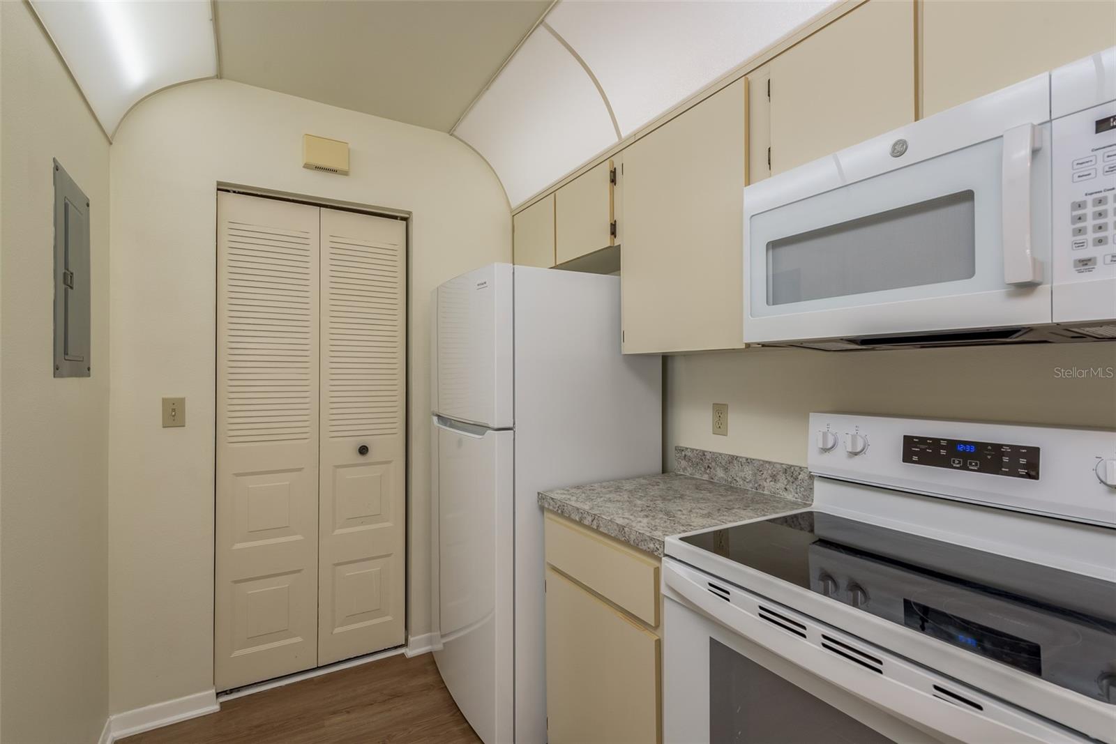 7712 HILLSIDE CT #202, HUDSON, FL, 34667