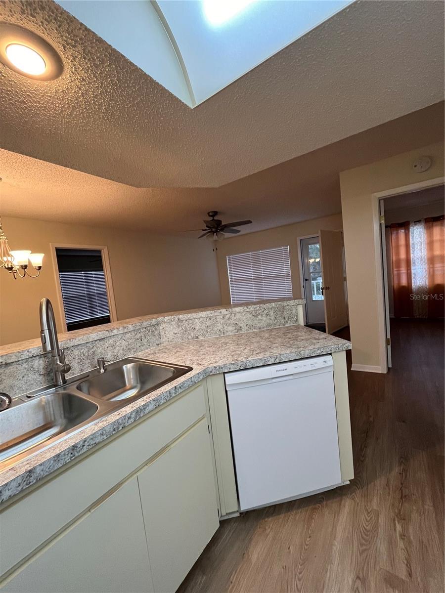 7712 HILLSIDE CT #202, HUDSON, FL, 34667