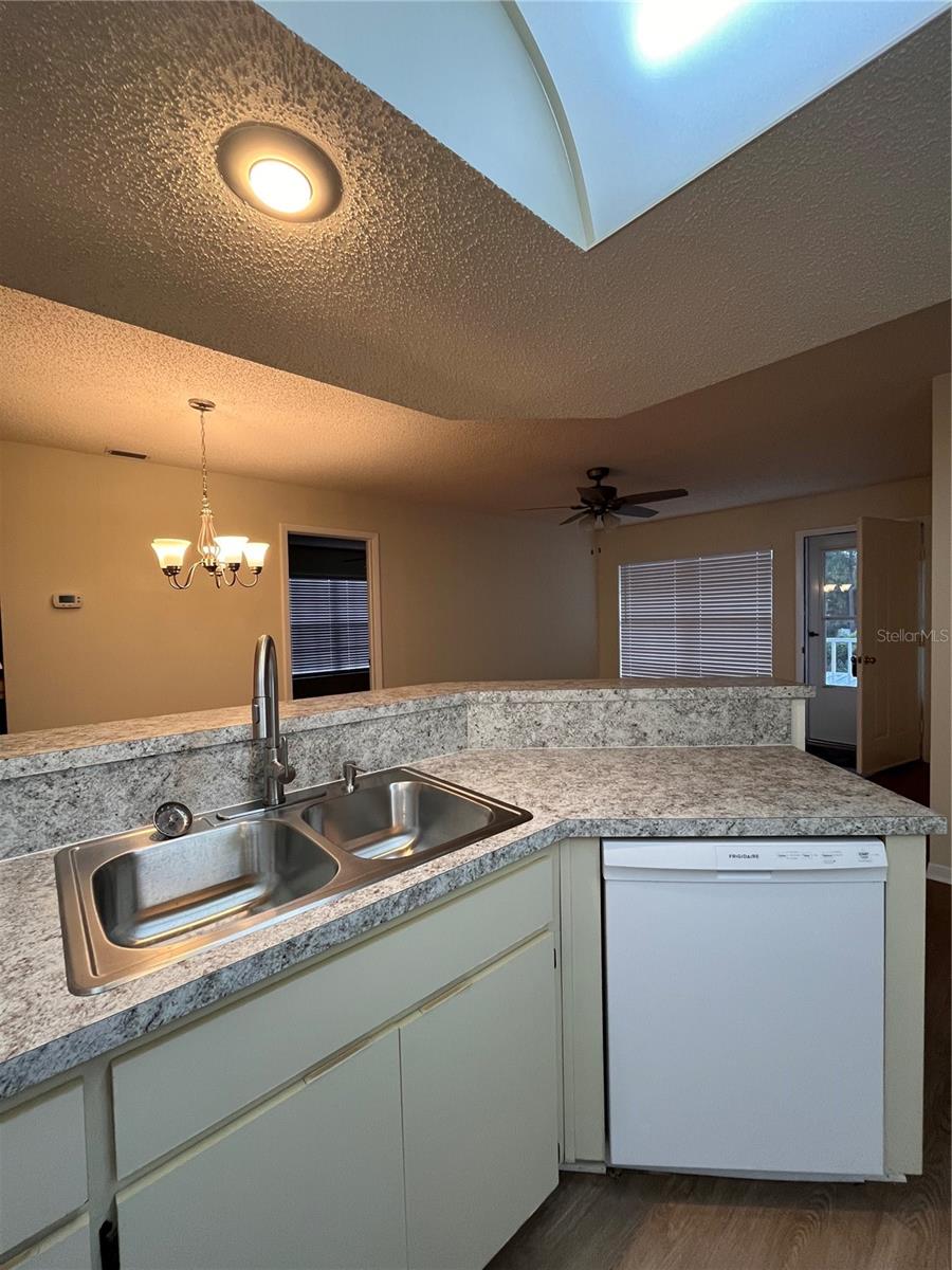 7712 HILLSIDE CT #202, HUDSON, FL, 34667