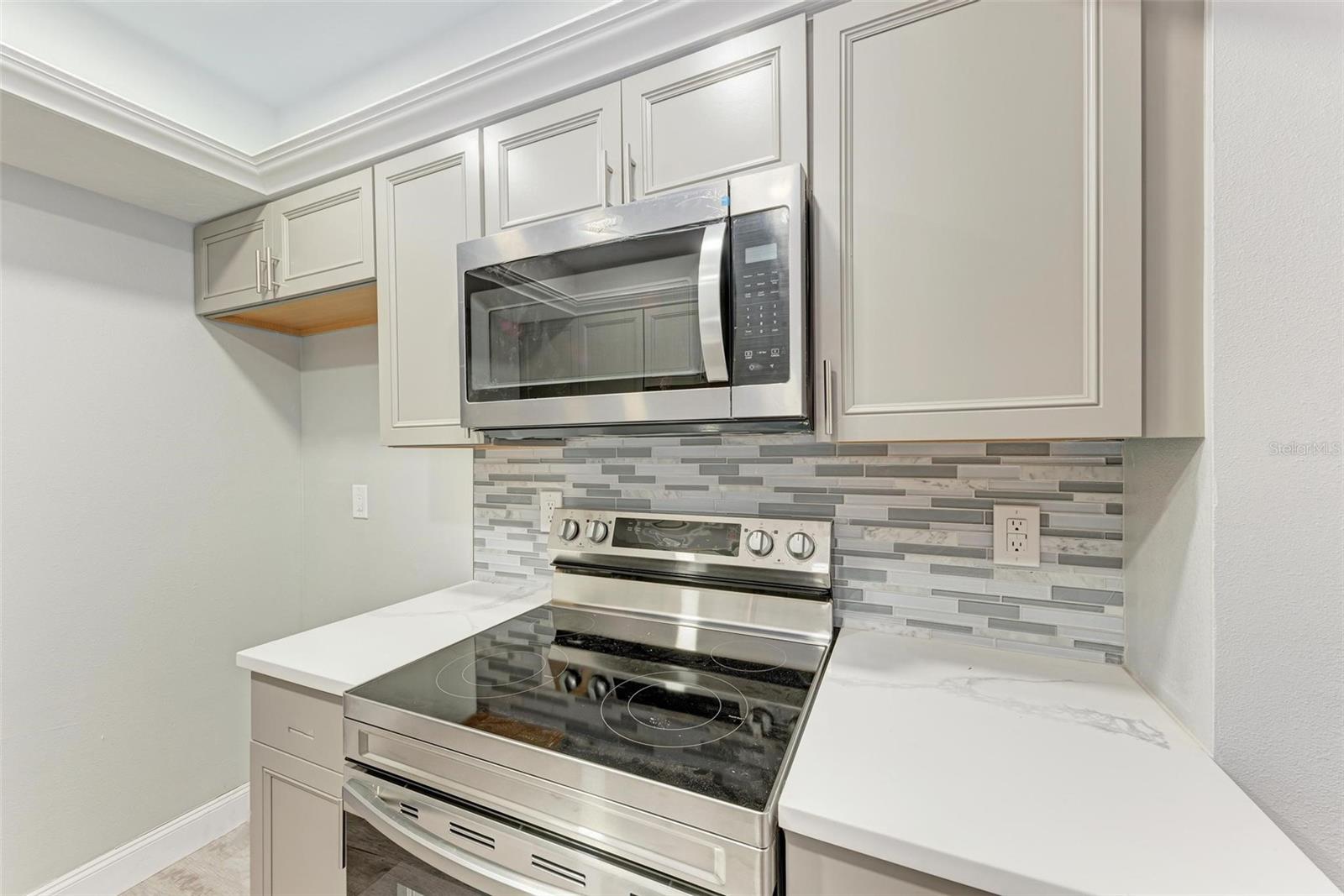 515 30TH AVE W #H201, BRADENTON, FL, 34205