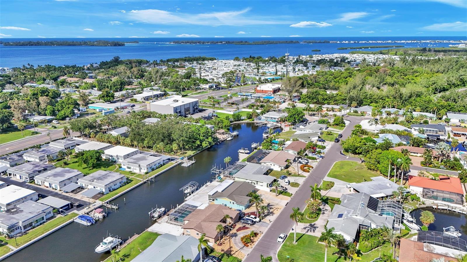 9907 ROYAL PALM DR, BRADENTON, FL, 34210