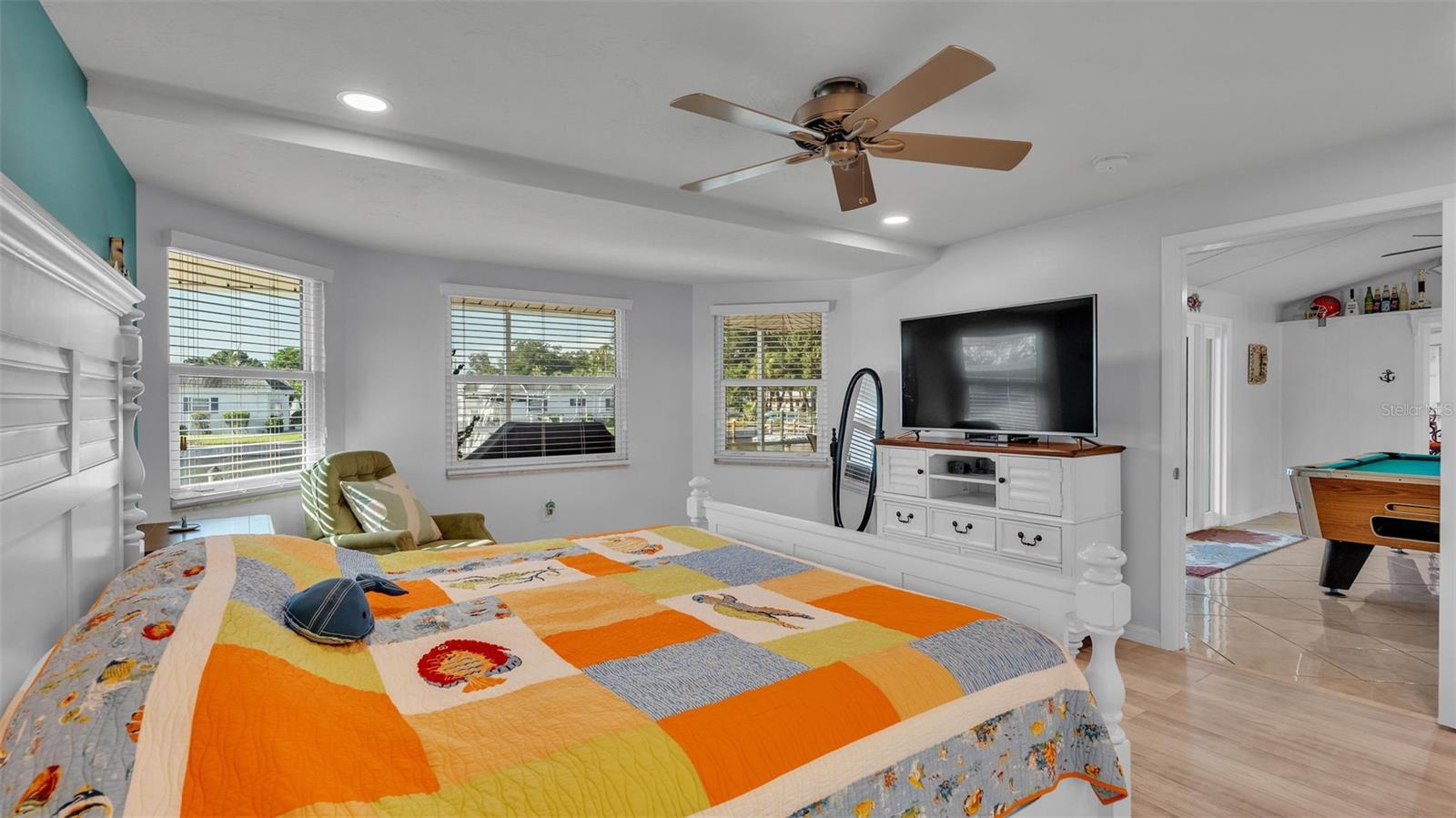 9907 ROYAL PALM DR, BRADENTON, FL, 34210