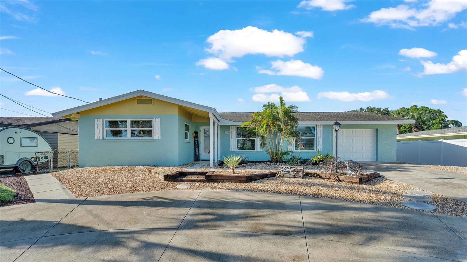 9907 ROYAL PALM DR, BRADENTON, FL, 34210