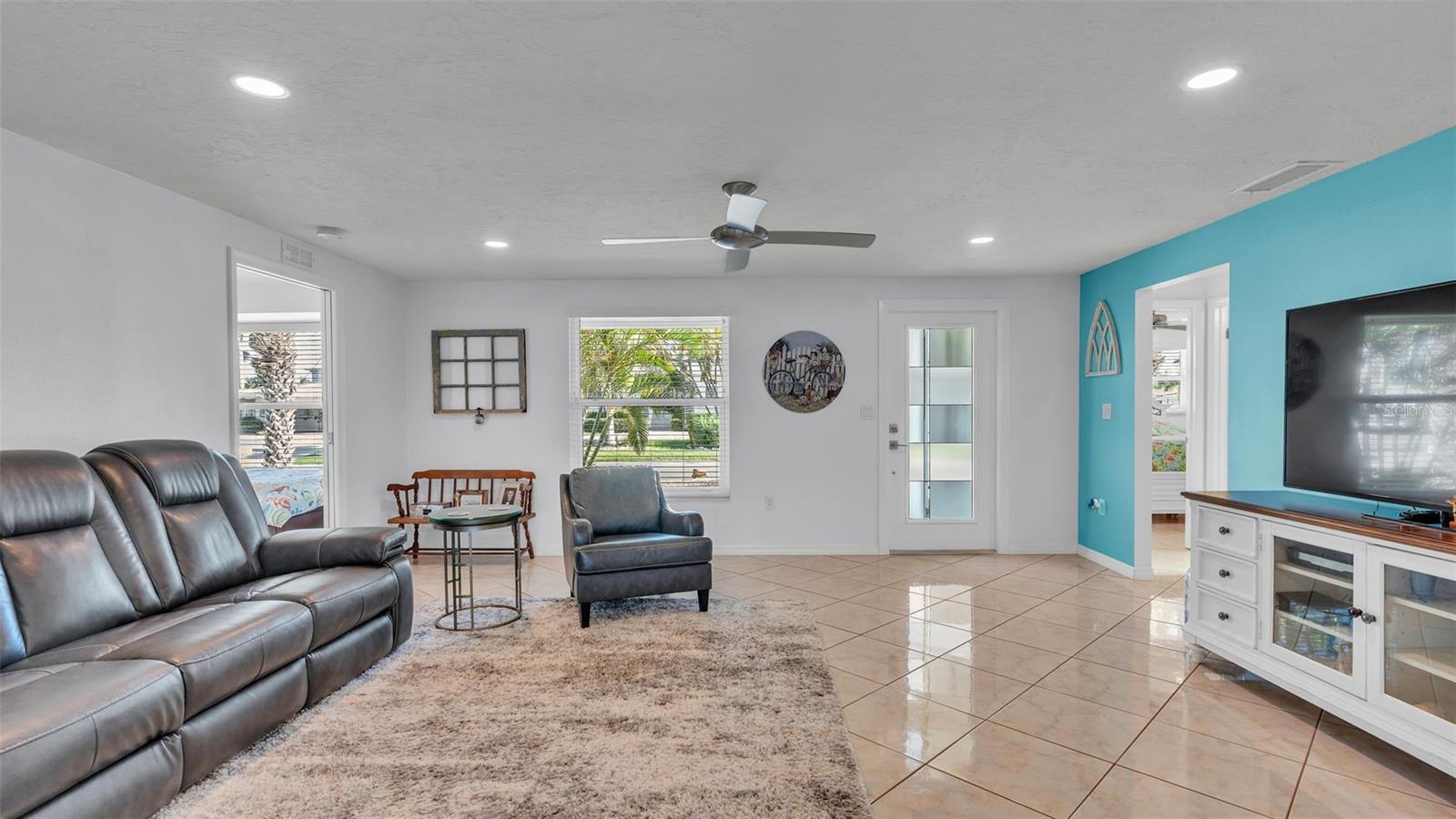 9907 ROYAL PALM DR, BRADENTON, FL, 34210