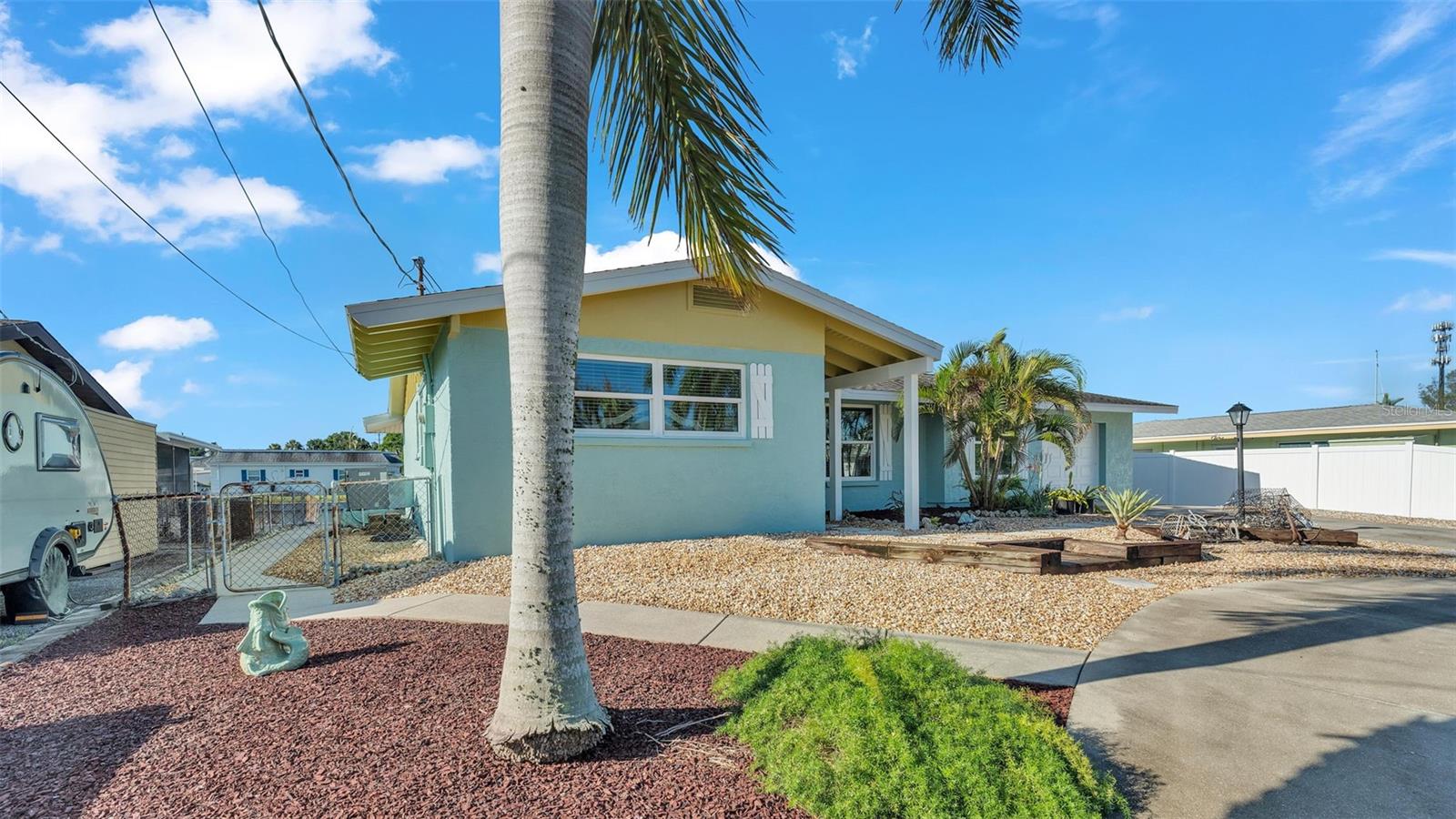9907 ROYAL PALM DR, BRADENTON, FL, 34210