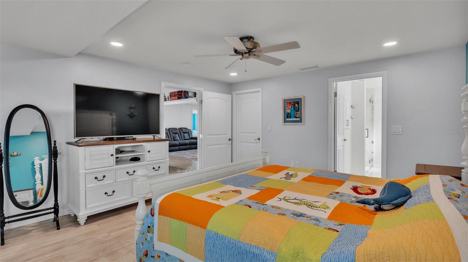 9907 ROYAL PALM DR, BRADENTON, FL, 34210
