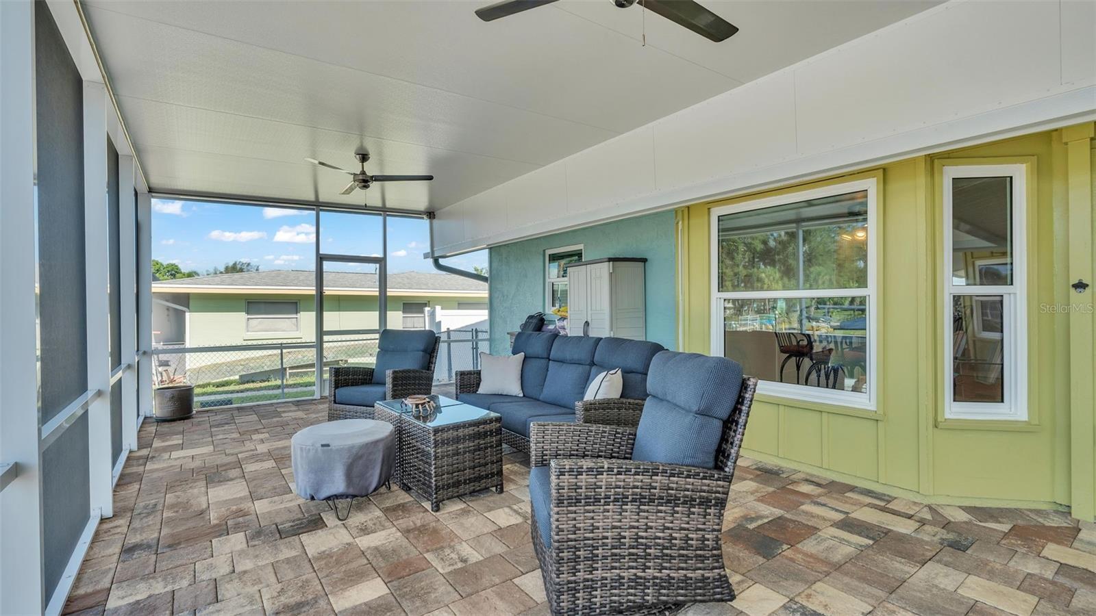 9907 ROYAL PALM DR, BRADENTON, FL, 34210