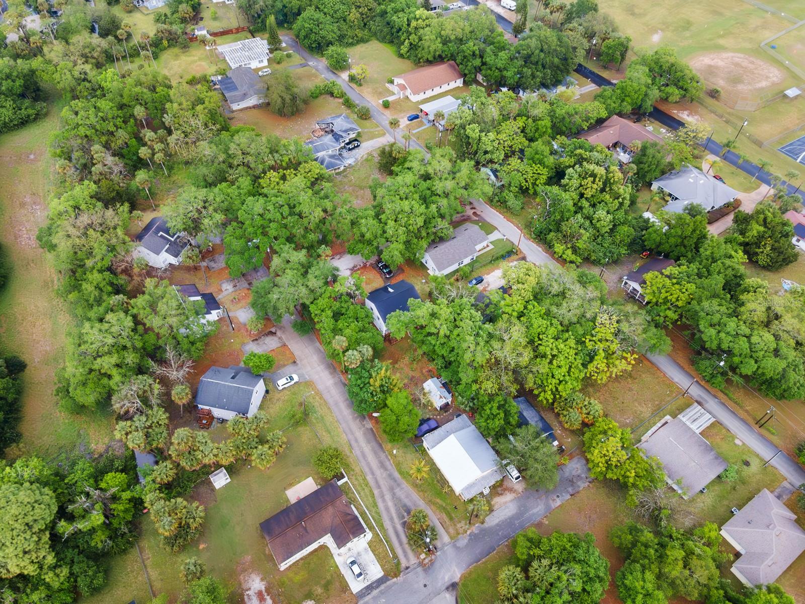 610-612 / 614-616 WARN REE CIR, NEW SMYRNA BEACH, FL, 32168