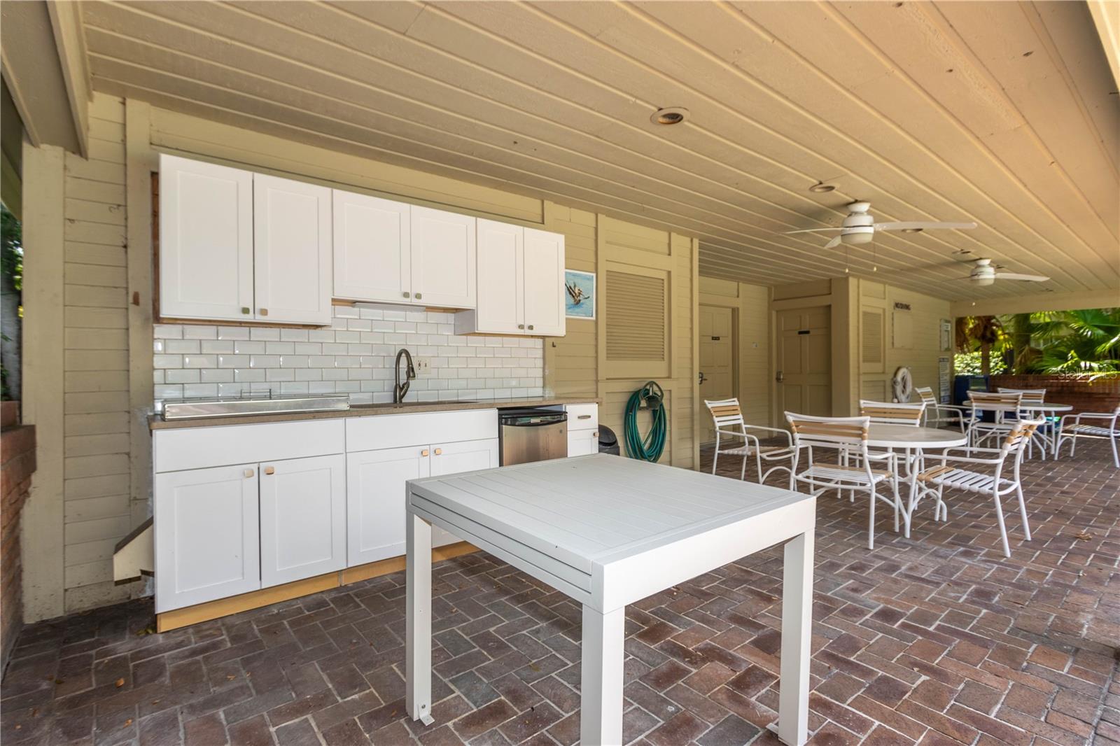 54 PELICAN PL, BELLEAIR, FL, 33756