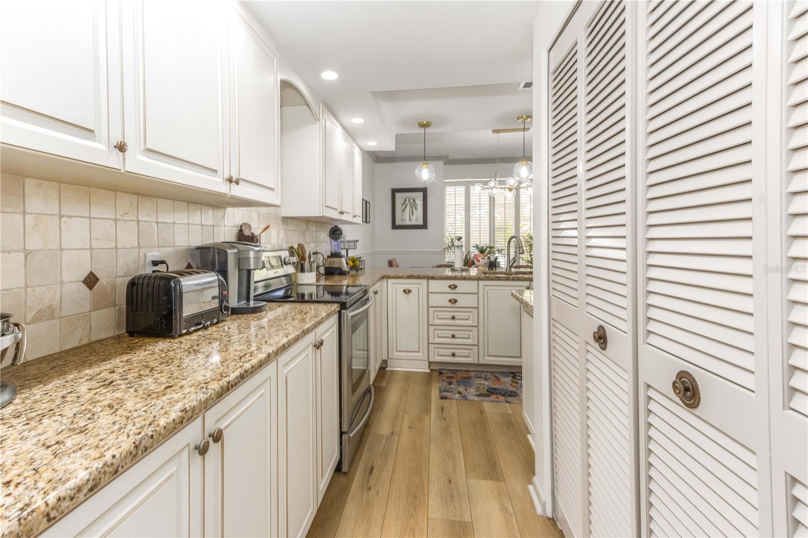 54 PELICAN PL, BELLEAIR, FL, 33756