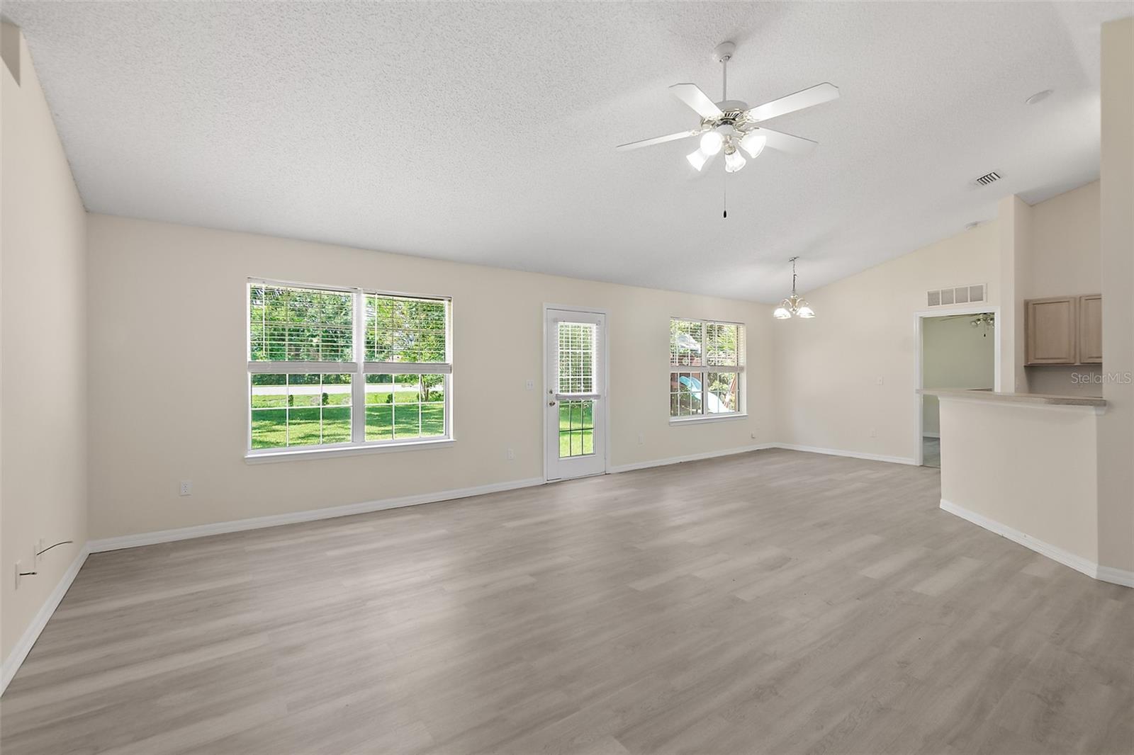 21 WHEATFIELD DR, PALM COAST, FL, 32164