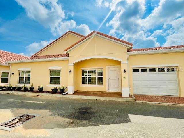 2108 SHANTINIKETAN BLVD #B8, TAVARES, FL, 32778