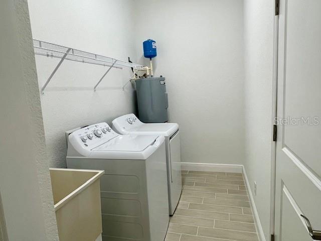 2108 SHANTINIKETAN BLVD #B8, TAVARES, FL, 32778