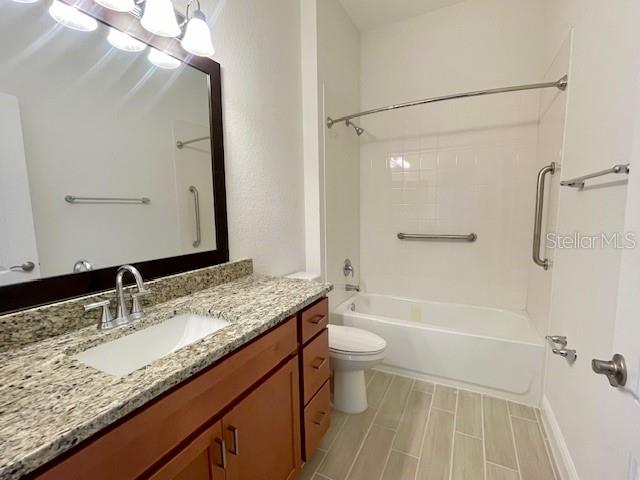 2108 SHANTINIKETAN BLVD #B8, TAVARES, FL, 32778