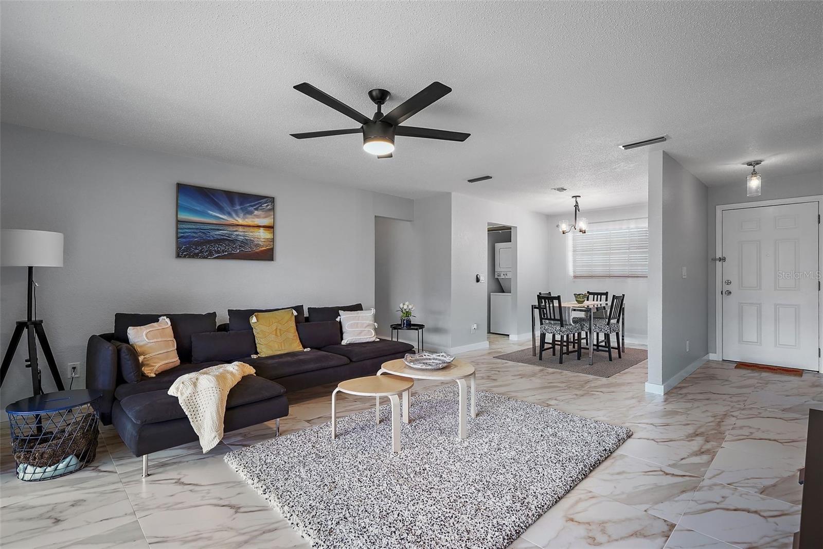 200 COUNTRY CLUB DR #1004, LARGO, FL, 33771