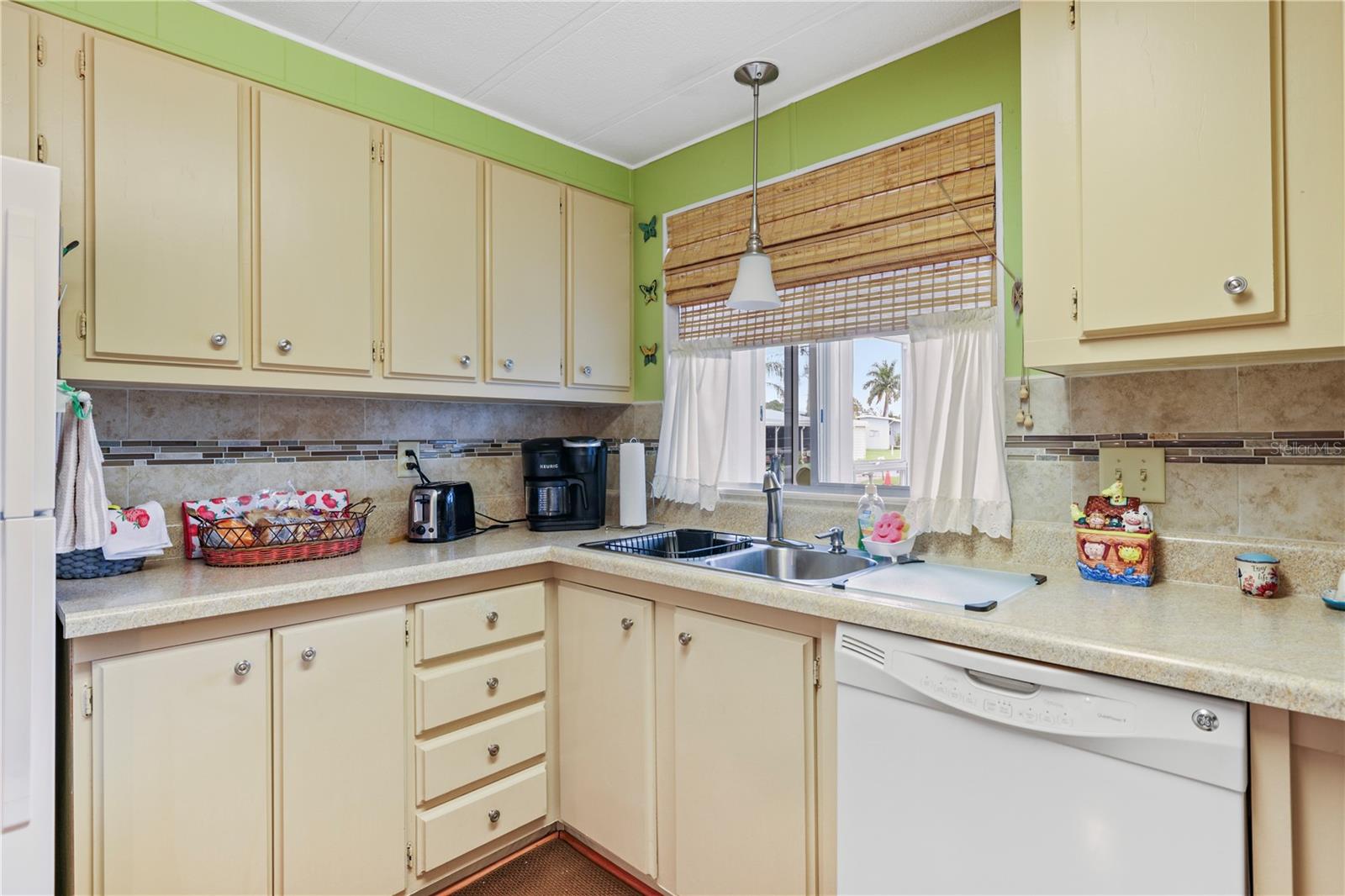 130 NAUTICAL DR, NORTH PORT, FL, 34287