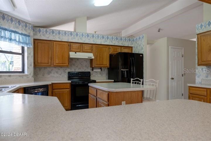 801 GEORGE HECKER DRS, SOUTH DAYTONA, FL, 32119