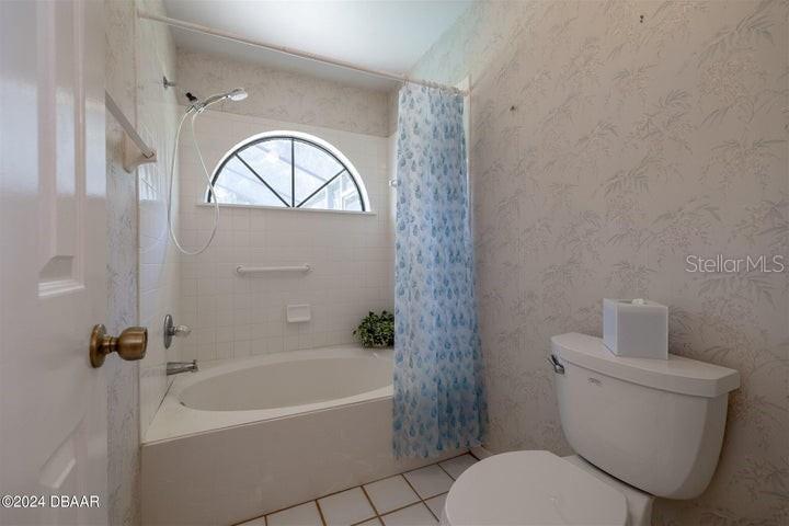 801 GEORGE HECKER DRS, SOUTH DAYTONA, FL, 32119