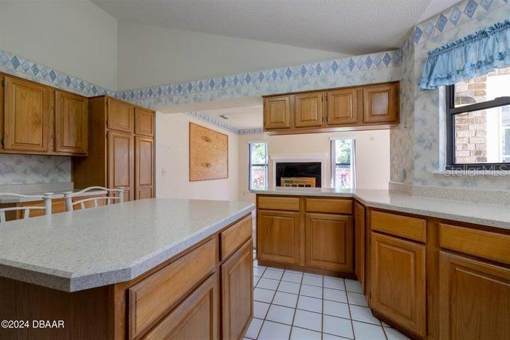 801 GEORGE HECKER DRS, SOUTH DAYTONA, FL, 32119