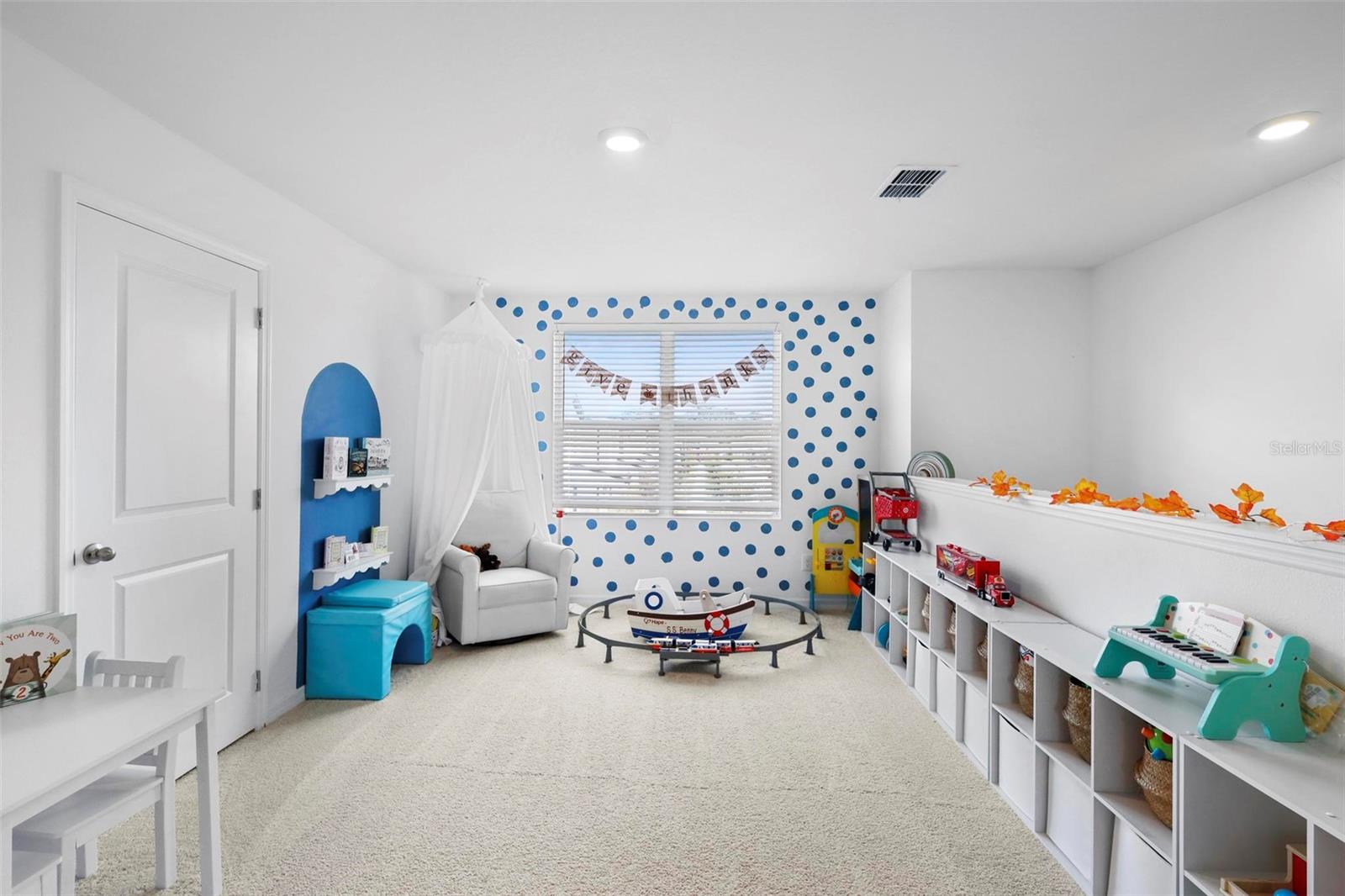 17682 NORTHLAKE GROVE DR, WINTER GARDEN, FL, 34787