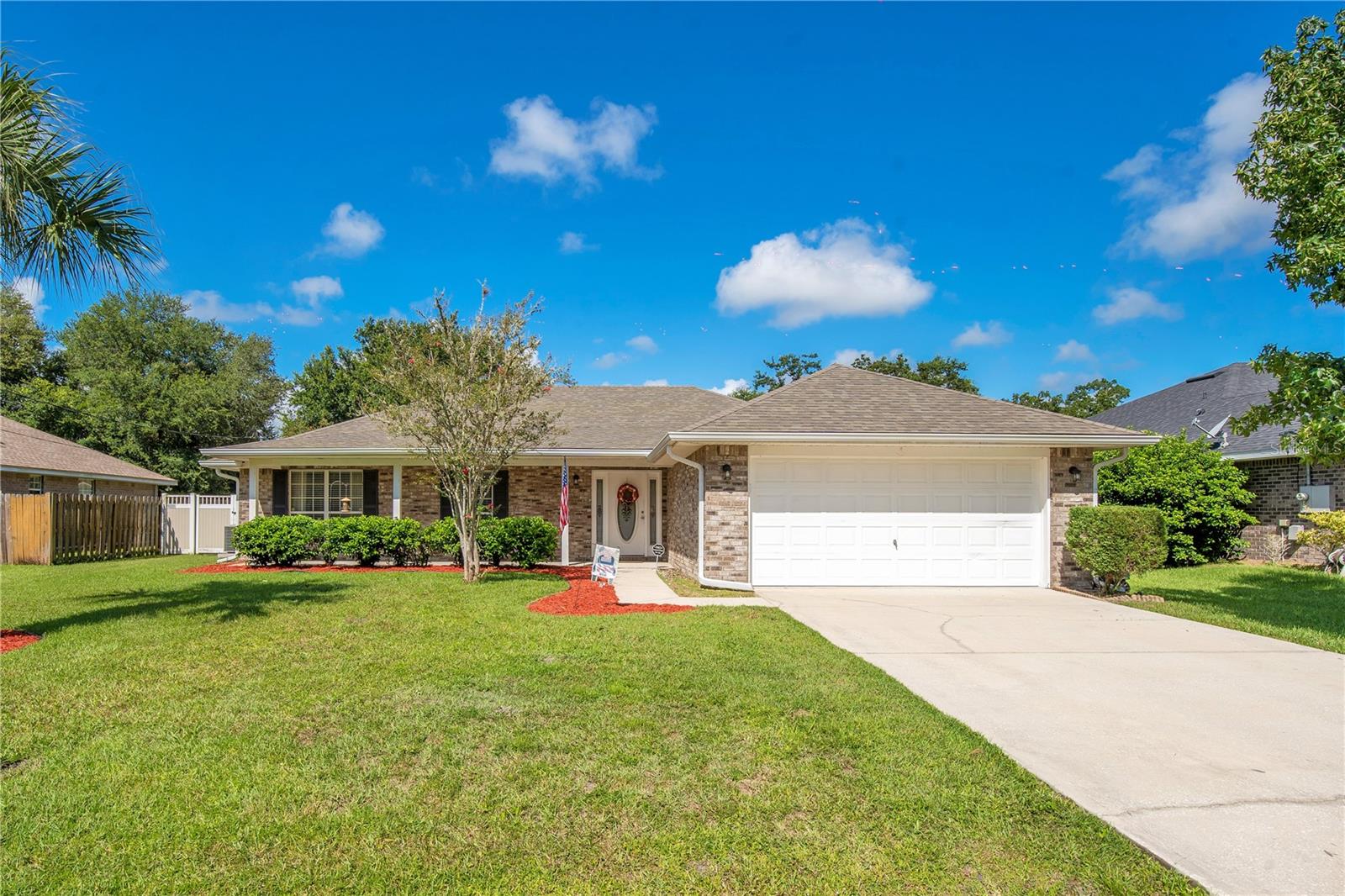 27 LYNDENHURST LN, PALM COAST, FL, 32137
