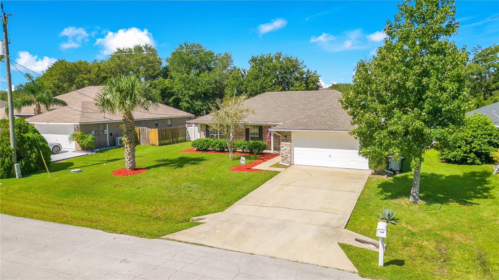 27 LYNDENHURST LN, PALM COAST, FL, 32137