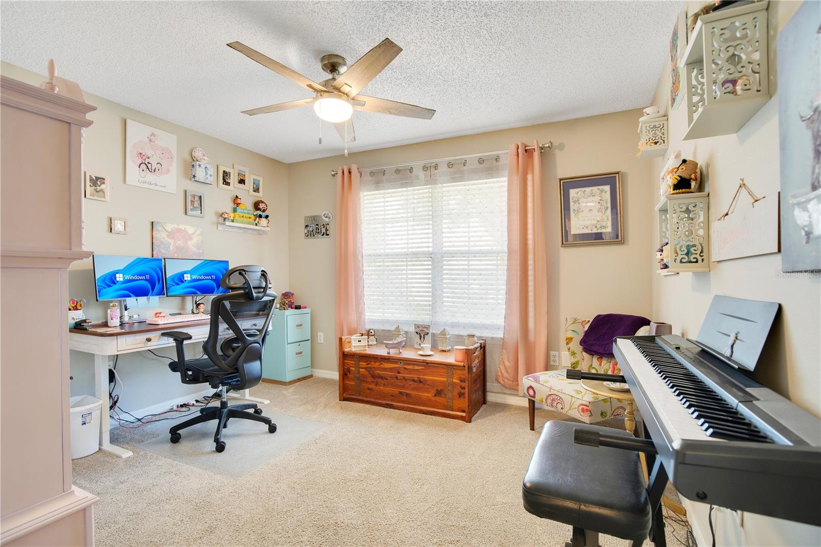 27 LYNDENHURST LN, PALM COAST, FL, 32137