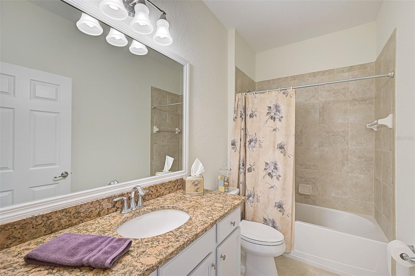 224 BABBLING BROOK RUN, BRADENTON, FL, 34212