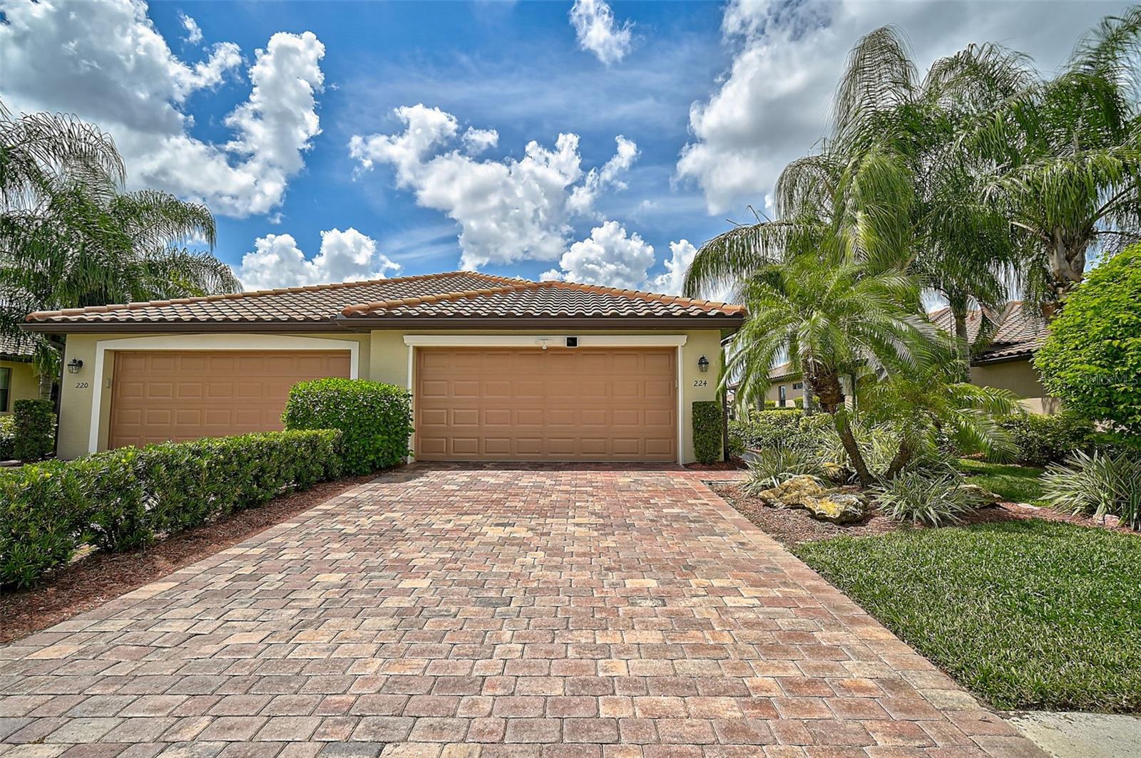 224 BABBLING BROOK RUN, BRADENTON, FL, 34212