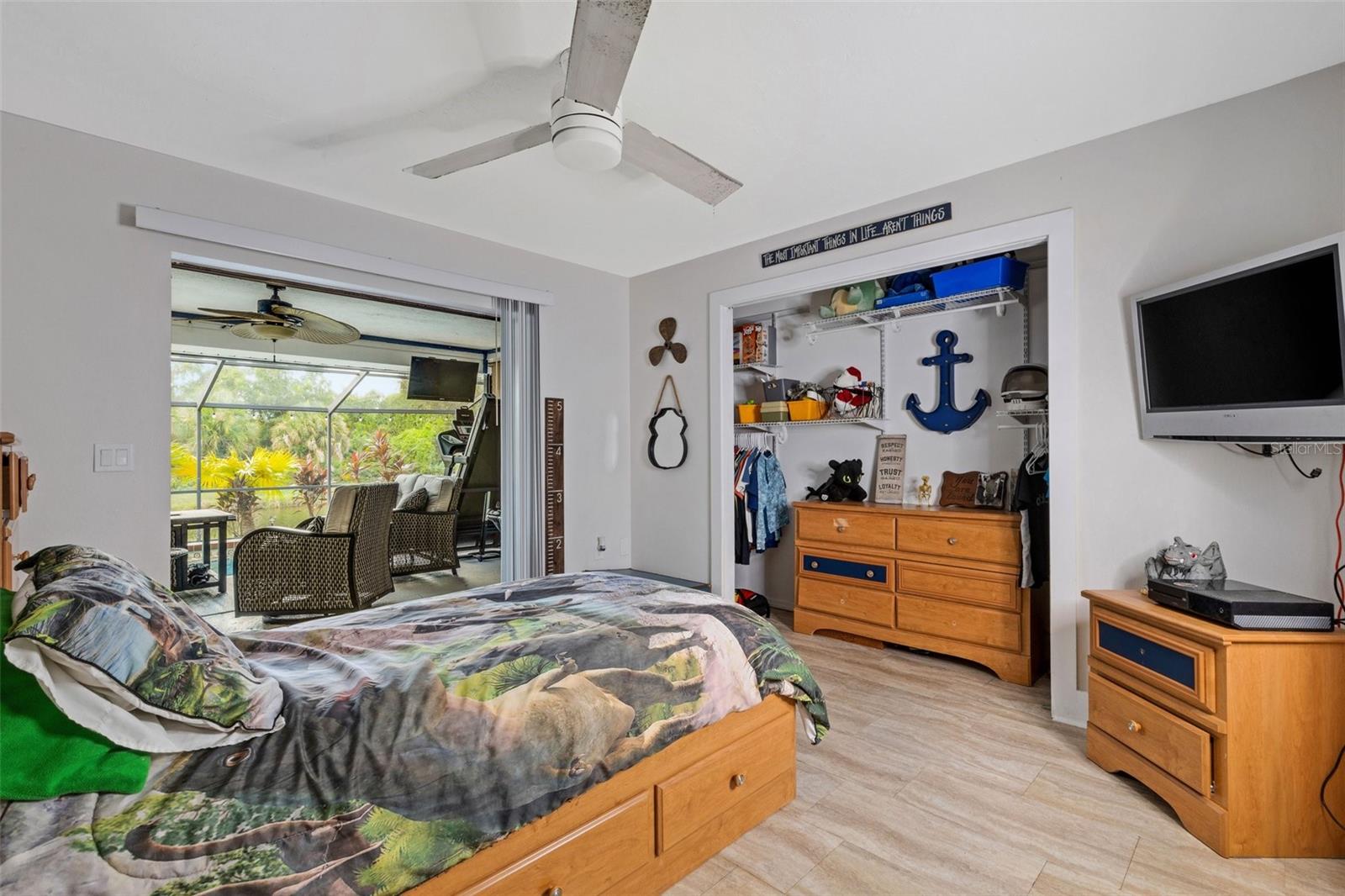 891 FAULKWOOD CT, SARASOTA, FL, 34232