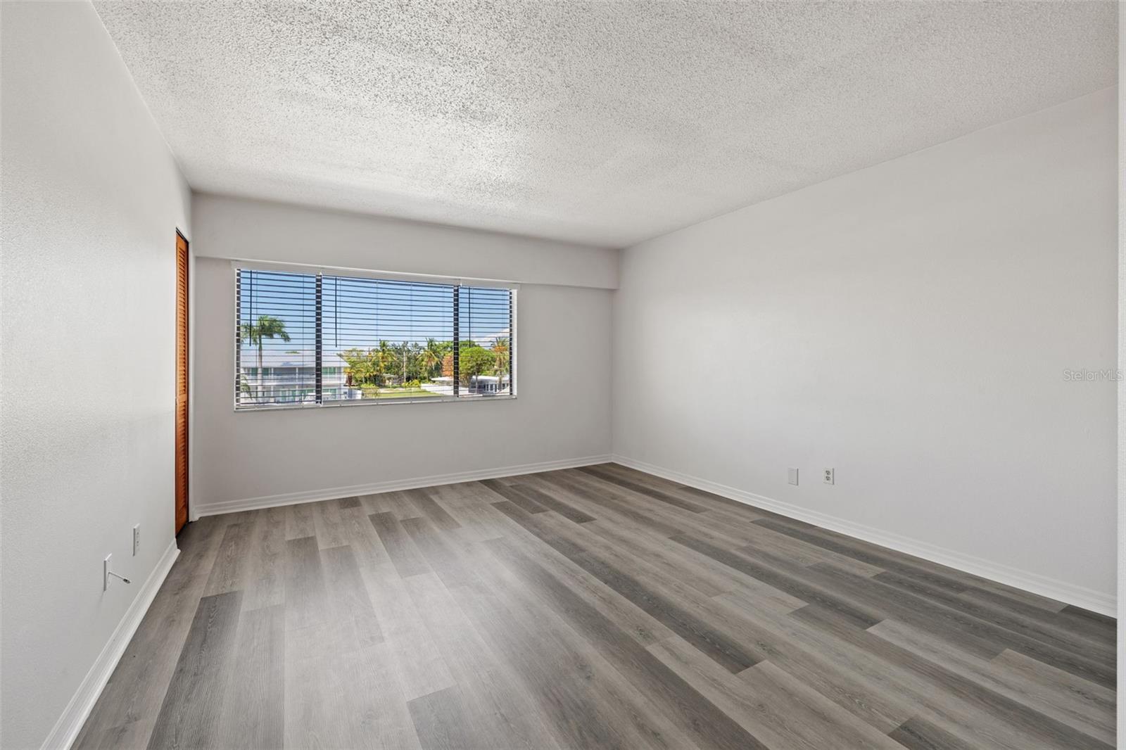320 WINDRUSH BLVD #4, INDIAN ROCKS BEACH, FL, 33785